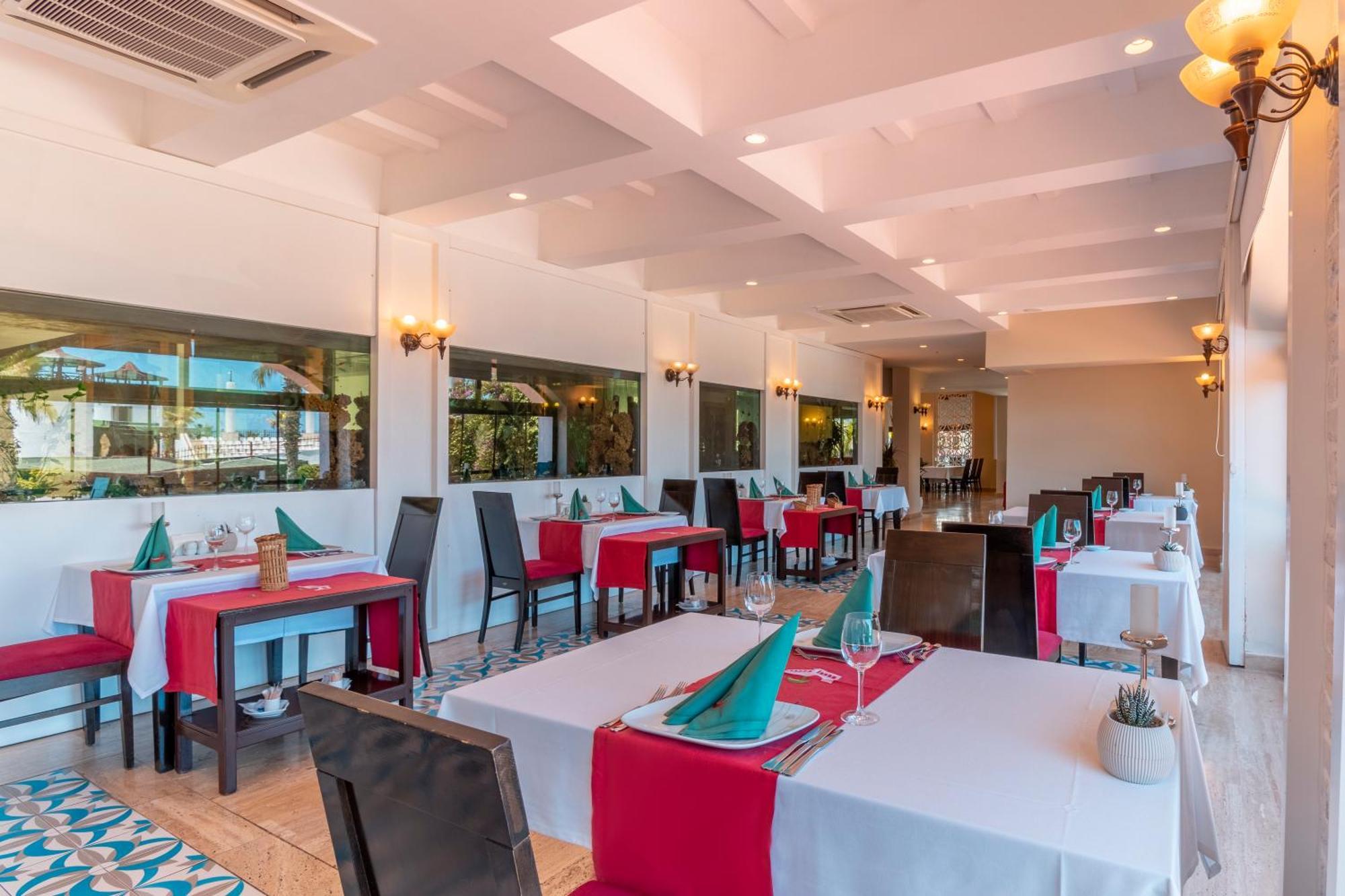 Emelda Sun Club Hotel Kemer Ngoại thất bức ảnh